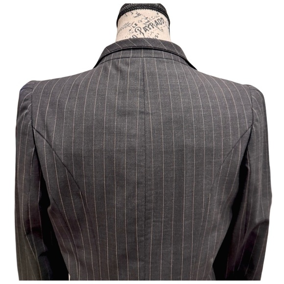Zenobia Women's Small Gray Pinstripe Wool Blend Blazer Suit Jacket - Picture 7 of 10
